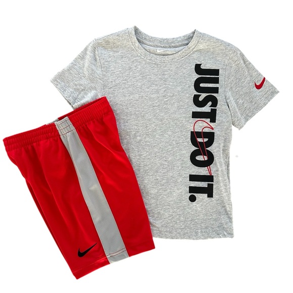 *New* Nike Gray Short Sleeve Logo Tee & Red Shorts 2 Piece Set Boys Size 7 - Picture 1 of 3